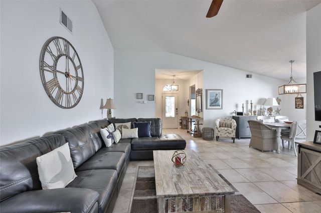 726 MASTERPIECE DRIVE 244, Sun City Center, FL 33573