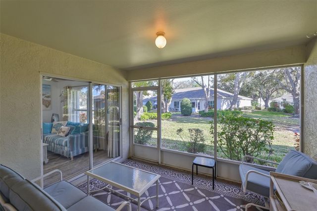 726 MASTERPIECE DRIVE 244, Sun City Center, FL 33573