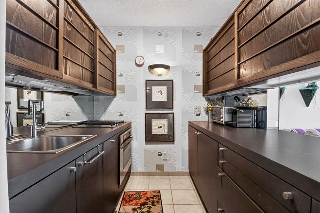 3589 S Ocean Boulevard 19, South Palm Beach, FL 33480