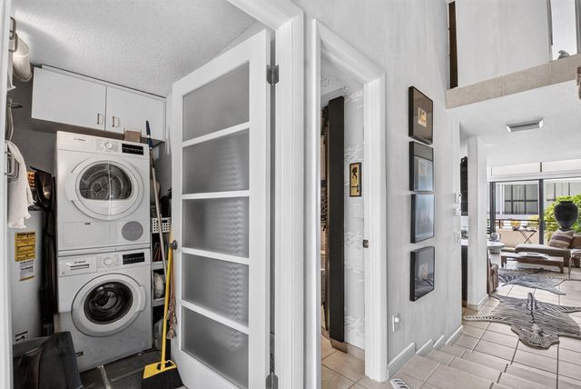 3589 S Ocean Boulevard 19, South Palm Beach, FL 33480
