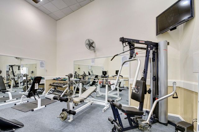 3589 S Ocean Boulevard 19, South Palm Beach, FL 33480