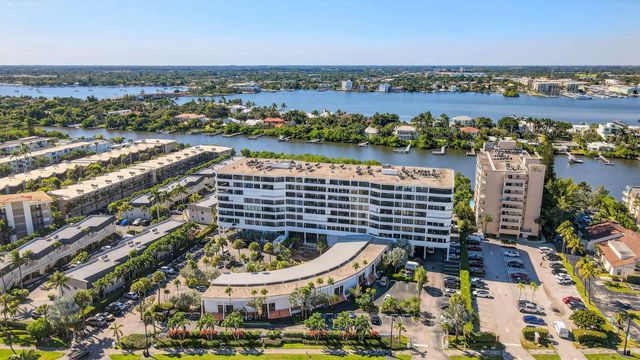 3589 S Ocean Boulevard 19, South Palm Beach, FL 33480