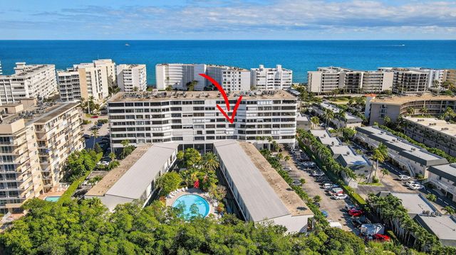 3589 S Ocean Boulevard 19, South Palm Beach, FL 33480