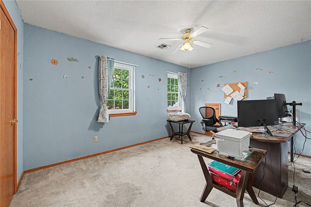 3803 S Sumac Road, Siloam Springs, AR 72761