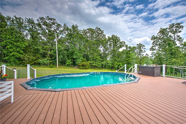 3803 S Sumac Road, Siloam Springs, AR 72761