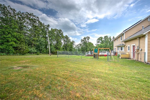 3803 S Sumac Road, Siloam Springs, AR 72761