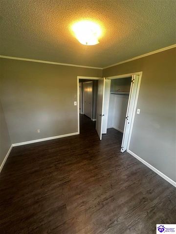 988 Locust Grove Road, Elizabethtown, KY 42701
