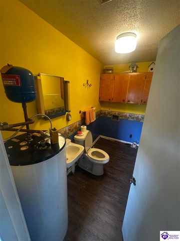 988 Locust Grove Road, Elizabethtown, KY 42701