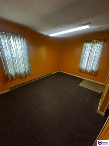 988 Locust Grove Road, Elizabethtown, KY 42701
