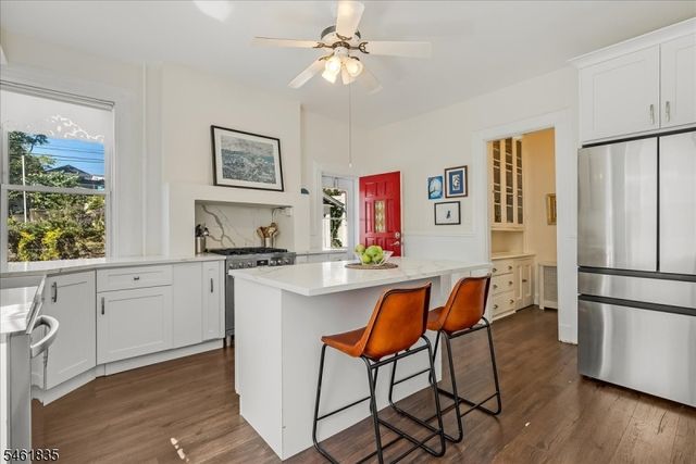 22 Forest St, Montclair Twp., NJ 07042