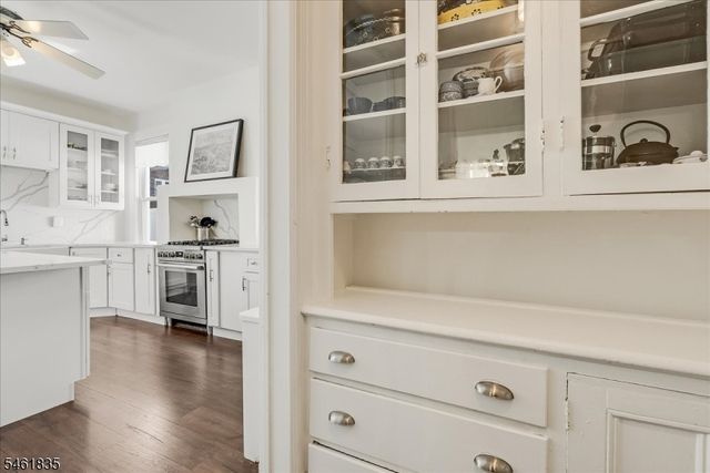 22 Forest St, Montclair Twp., NJ 07042