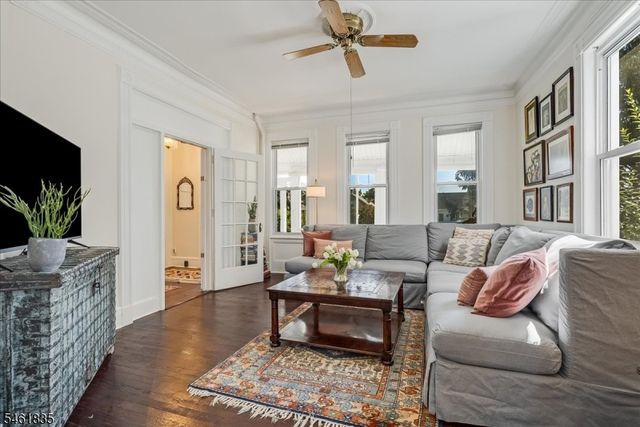22 Forest St, Montclair Twp., NJ 07042