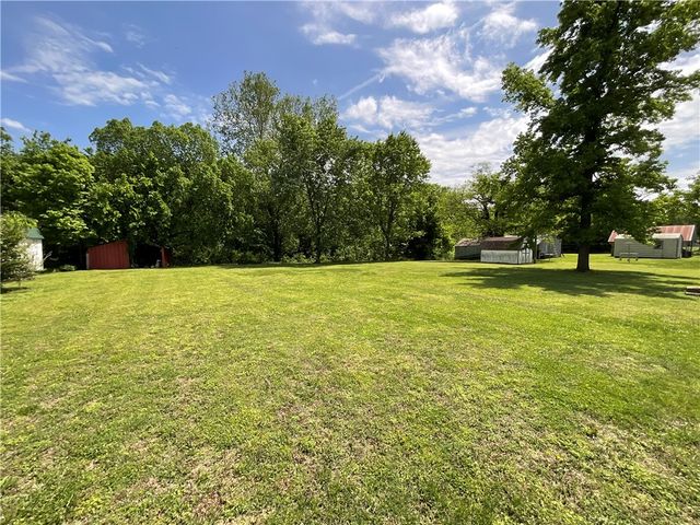 16236 & 16194 Dutch Mills Rd N, Lincoln, AR 72744