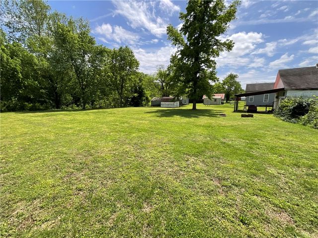 16236 & 16194 Dutch Mills Rd N, Lincoln, AR 72744