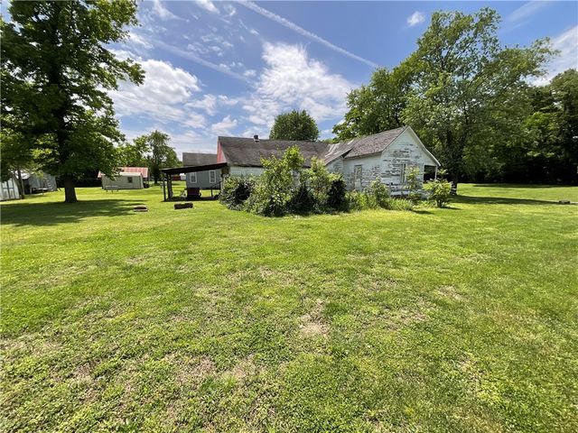 16236 & 16194 Dutch Mills Rd N, Lincoln, AR 72744