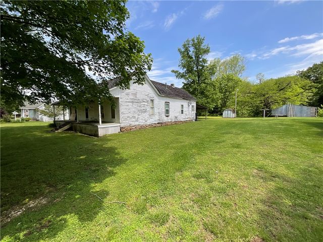 16236 & 16194 Dutch Mills Rd N, Lincoln, AR 72744