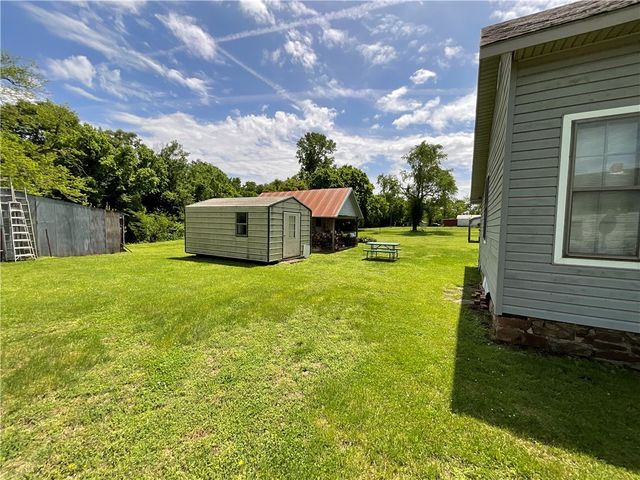 16236 & 16194 Dutch Mills Rd N, Lincoln, AR 72744