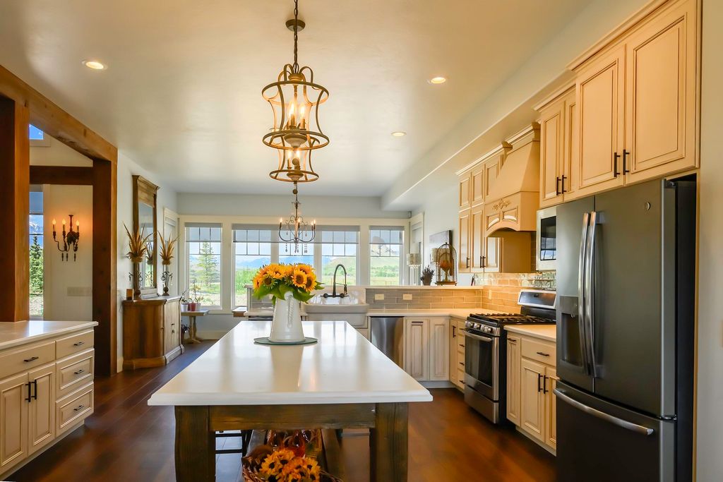 6 Whitney Dr, Cody, WY 82414 photo 14