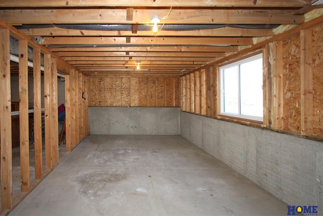 3500 Mesquite Circle, Lincoln, NE 68516