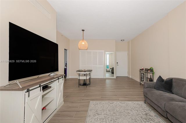 3001 S Ocean Dr 1639, Hollywood, FL 33019