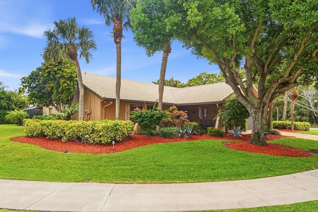2490 Deer Creek Lob Lolly Lane, Deerfield Beach, FL 33442