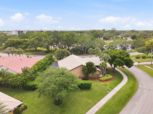 2490 Deer Creek Lob Lolly Lane, Deerfield Beach, FL 33442