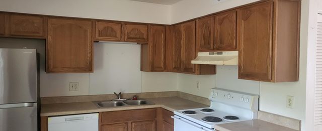 7668 Hunters Ridge Lane 1.4, North Charleston, SC 29420
