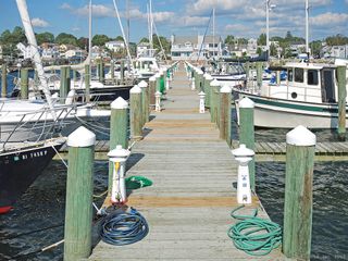4 NW Street 34, Stonington, CT 06378