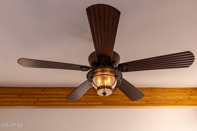 2806 SKYHAWK Drive, Overgaard, AZ 85933