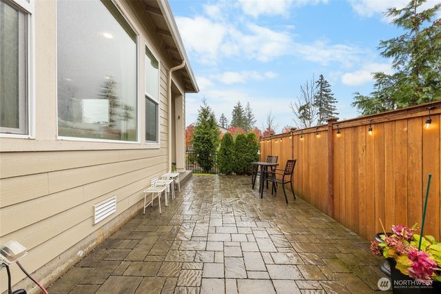 22701 SE 237th Place, Maple Valley, WA 98038