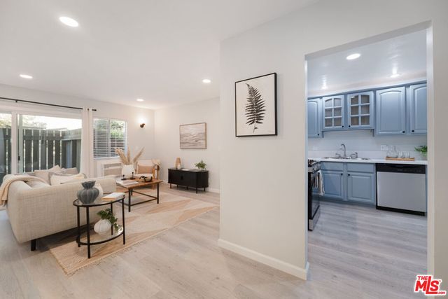 4933 Indian Wood Road 364, Culver City, CA 90230