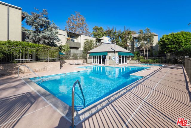 4933 Indian Wood Road 364, Culver City, CA 90230
