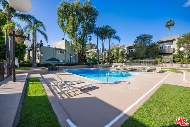 4933 Indian Wood Road 364, Culver City, CA 90230