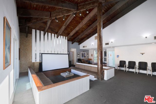 4933 Indian Wood Road 364, Culver City, CA 90230