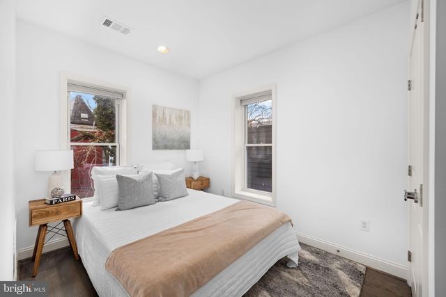 758 GRESHAM PL NW, Washington, DC 20001