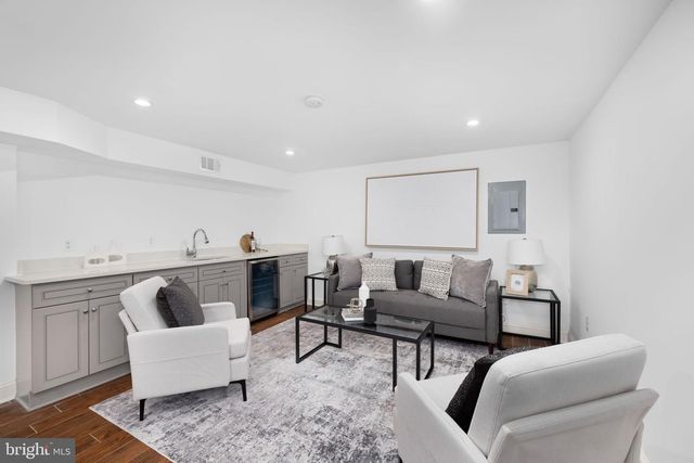 758 GRESHAM PL NW, Washington, DC 20001