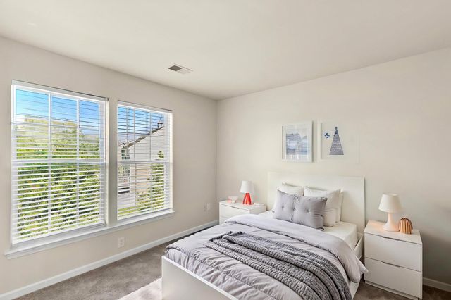 506 MONROE POINT DR, Colonial Beach, VA 22443