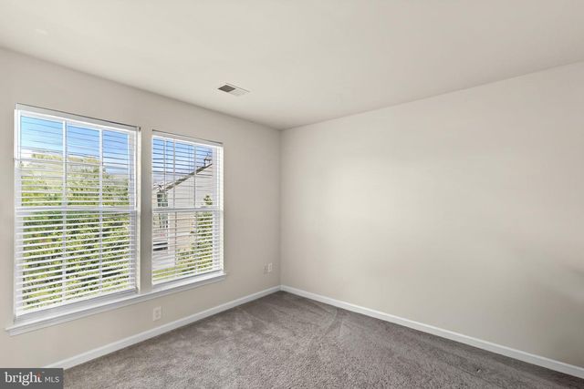 506 MONROE POINT DR, Colonial Beach, VA 22443