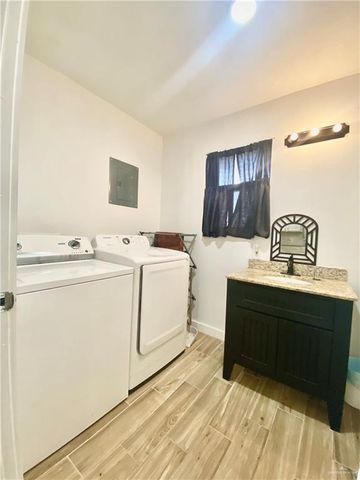 12860 Poinciana Road, Lyford, TX 78569