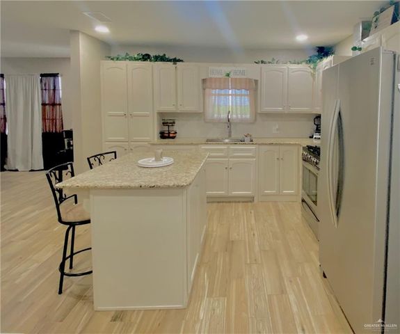 12860 Poinciana Road, Lyford, TX 78569