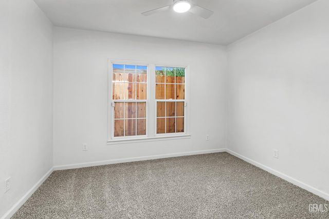 211 Calvin Street, Taft, CA 93268