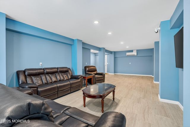 113 E Delaware Drive, Little Egg Harbor, NJ 08087