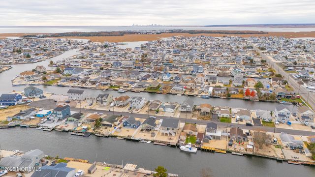 113 E Delaware Drive, Little Egg Harbor, NJ 08087