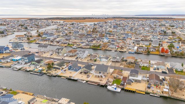 113 E Delaware Drive, Little Egg Harbor, NJ 08087