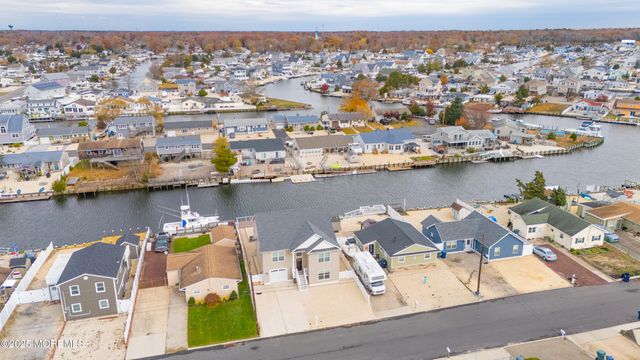 113 E Delaware Drive, Little Egg Harbor, NJ 08087