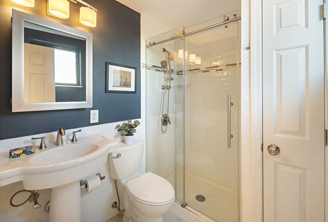 99 Gove St 14, Boston, MA 02128