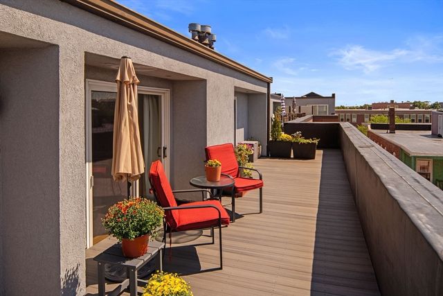 99 Gove St 14, Boston, MA 02128