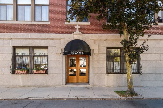 99 Gove St 14, Boston, MA 02128