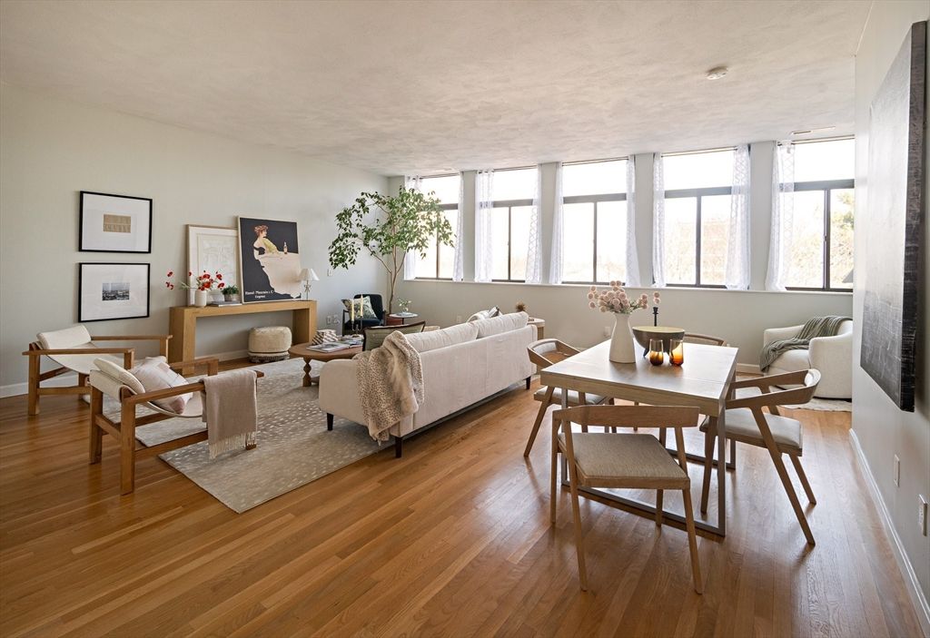 99 Gove St 14, Boston, MA 02128