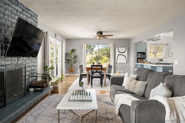 10889 San Gabriel Way, Valley Center, CA 92082